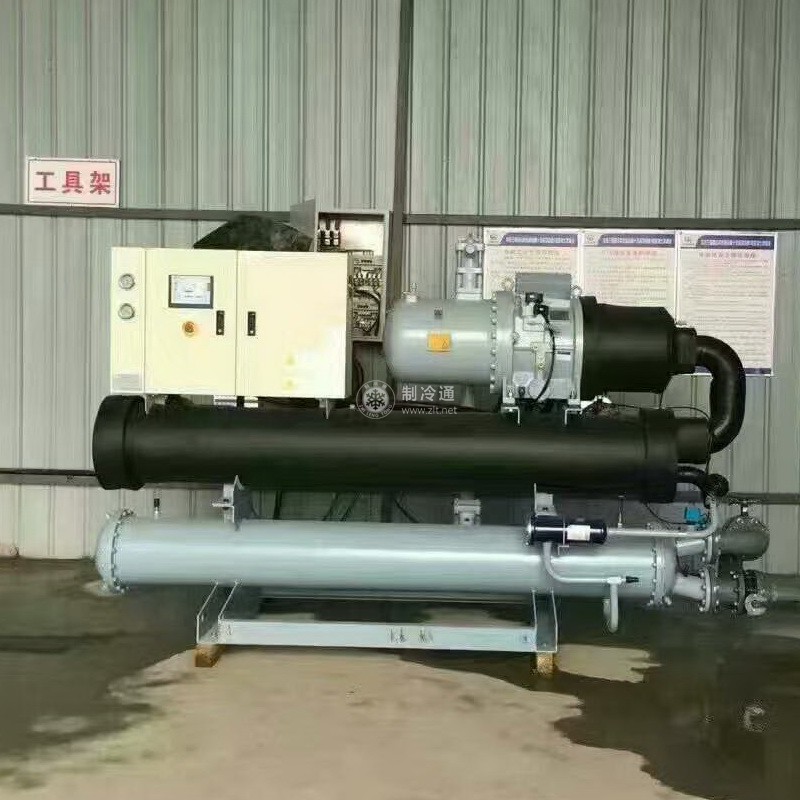 螺桿式冷水機(jī)